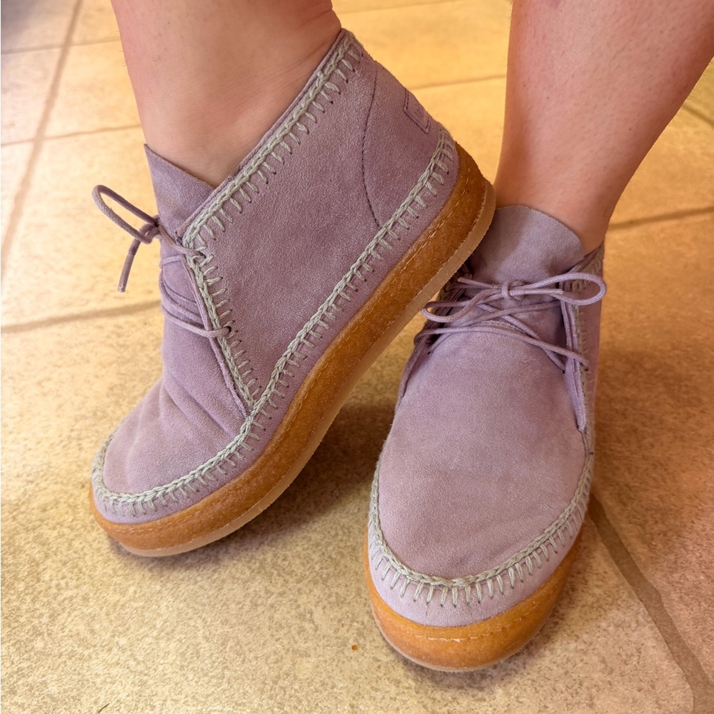 New without Box! Laidback London Anthropologie Chukka Shenje crochet suede boot